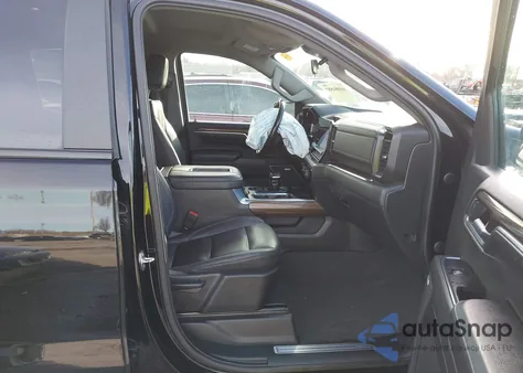 2022 Chevrolet Silverado 1500 4Wd Standard Bed Lt Trail Boss z USA, uszkodzony, nr VIN 3GCUDFEL2NG660765